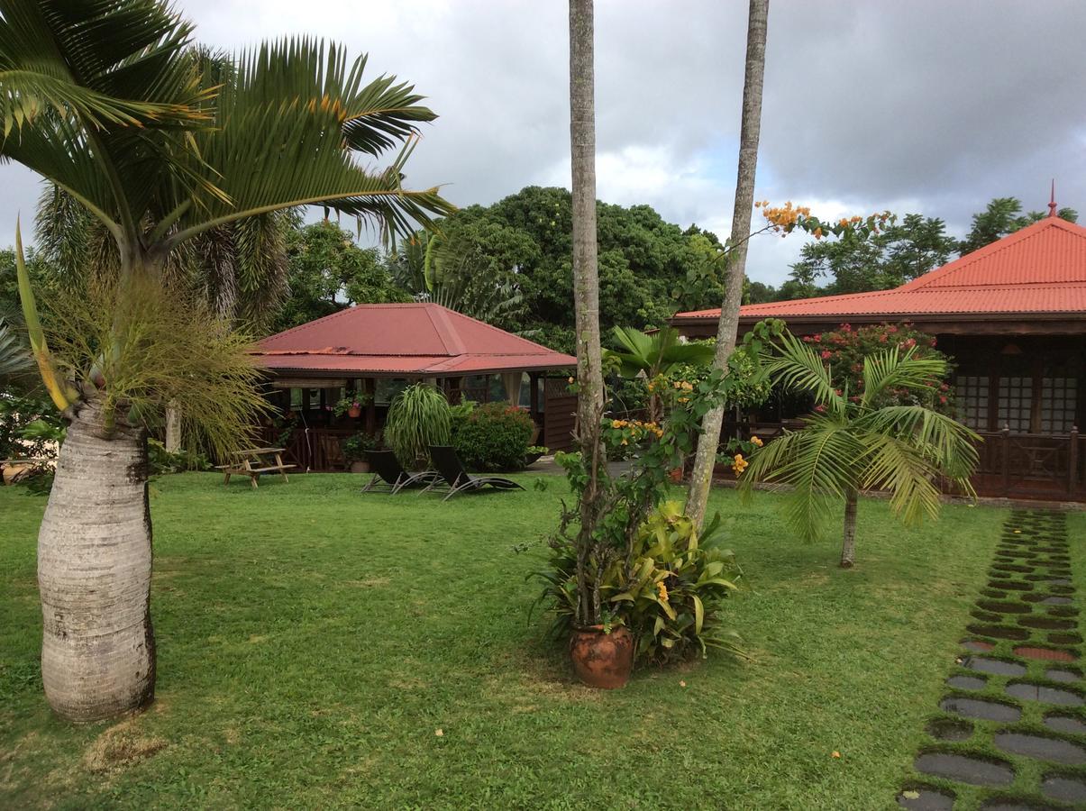 Le Bungalow Des Bougainvilliers Ducos Buitenkant foto